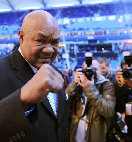 Imagen de archivo del exboxeador estadounidense George Foreman. EFE/CHRISTIAN CHARISIUS