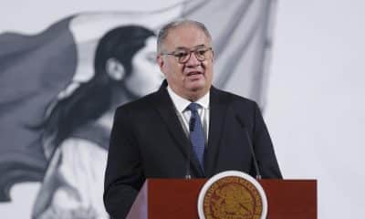 El director general de Asuntos Corporativos de Mabe, Pablo Moreno Cadena, habla durante una rueda de prensa en el Palacio Nacional, en Ciudad de México (México). Imagen de archivo. EFE/ Isaac Esquivel