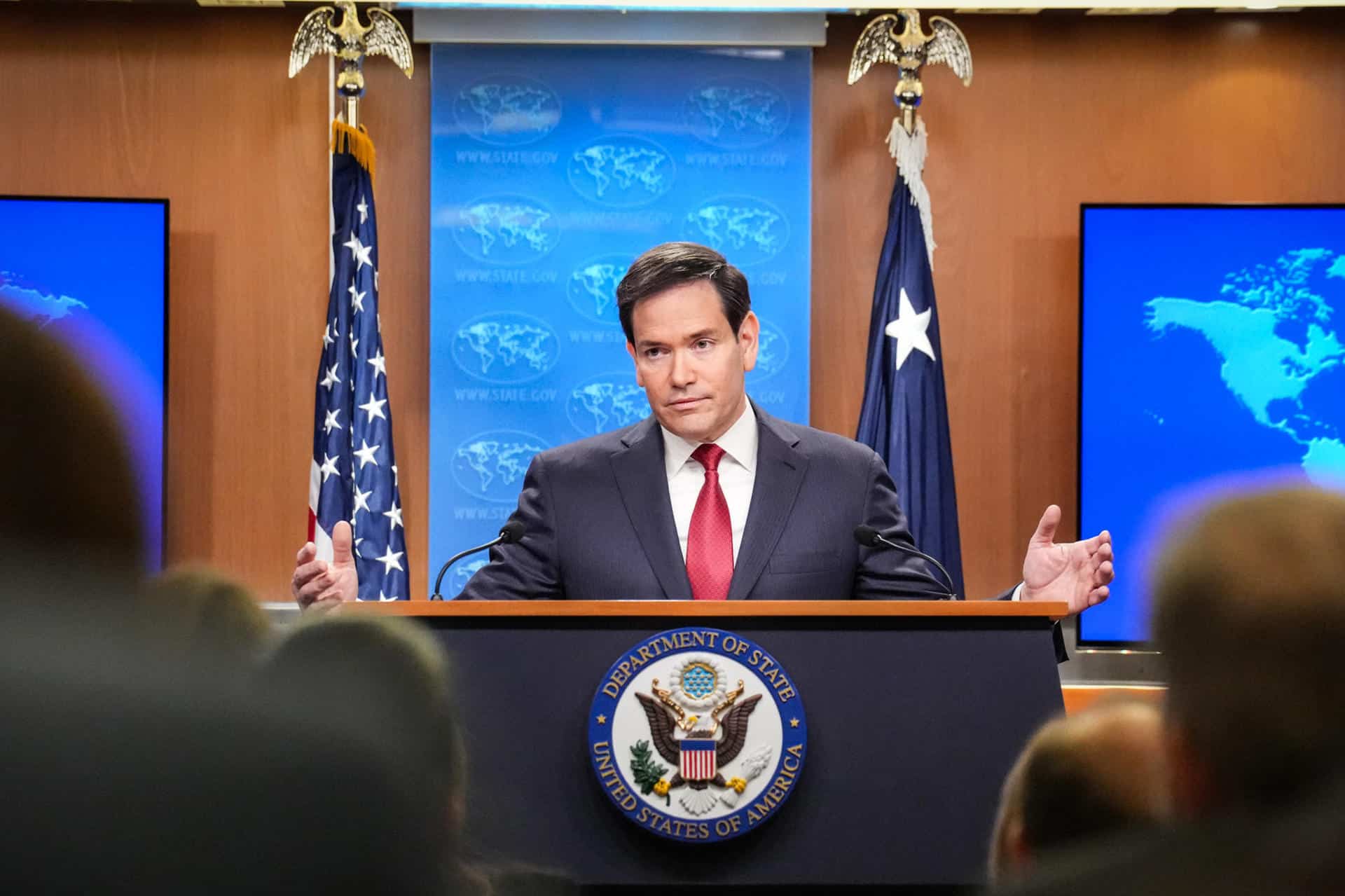 Fotografía cedida por el Departamento de Estado de Estados Unidos Unidos donde aparece su secretario Marco Rubio hablando en una rueda de prensa en la sede del Departamento en Washington (Estados Unidos). EFE/Freddie Everett/Departamento de Estado de EEUU /SOLO USO EDITORIAL /NO VENTAS /SOLO DISPONIBLE PARA ILUSTRAR LA NOTICIA QUE ACOMPAÑA /CRÉDITO OBLIGATORIO