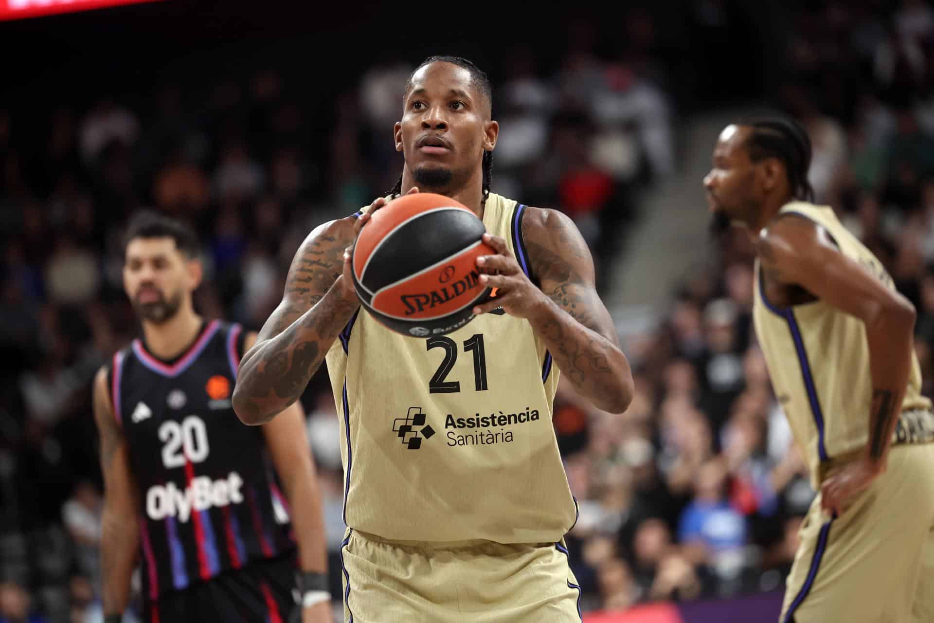 William Clyburn (C) del Barcelona en una fotografía de archivo de esta temporada. EFE/EPA/CHRISTOPHE PETIT TESSON