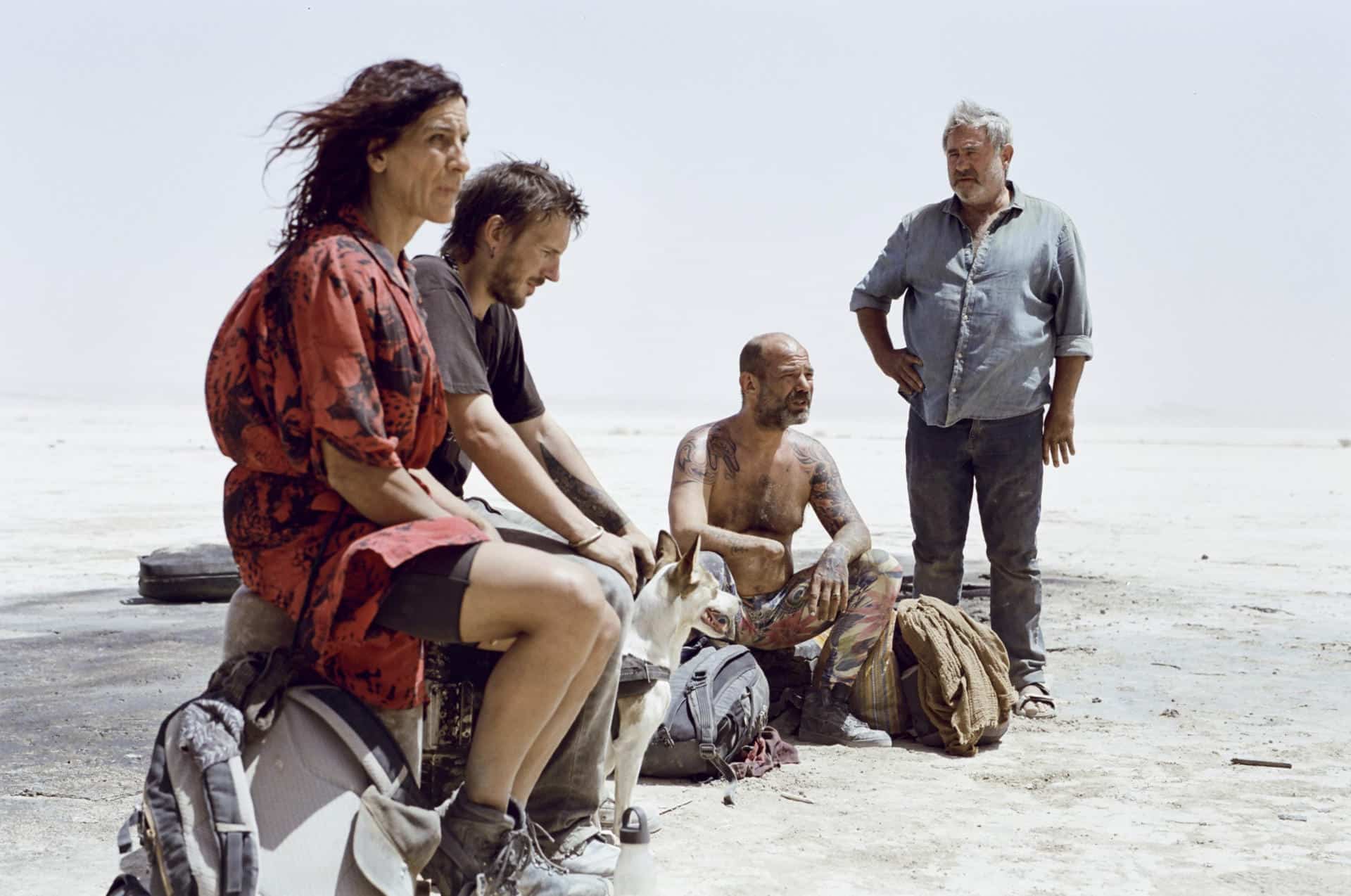 Imagen de la película española 'Sirat', de Oliver Laxe, que ha conseguido este lunes dos nominaciones a los Globos de Oro, una sólida confirmación para la carrera de una película que desde su estreno en el Festival de Cannes ha provocado tanto impacto como división de opiniones. EFE/Movistar+/Quim Vives