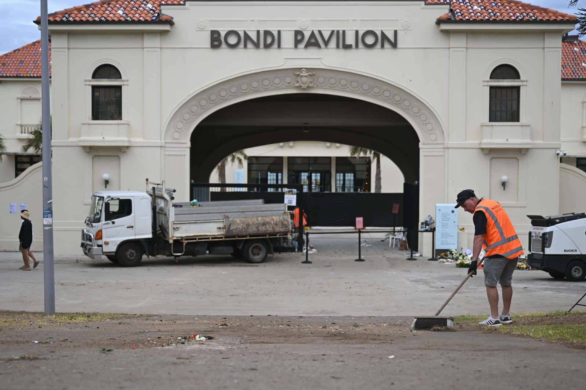 Fotografía de archivo, tomada el 21/12/2025, que muestra una zona de Bondi, donde se registró el atentado antisemita del 14 de diciembre, en Sídney, Australia. EFE/EPA/DEAN LEWINS NO ARCHIVING AUSTRALIA AND NEW ZEALAND OUT