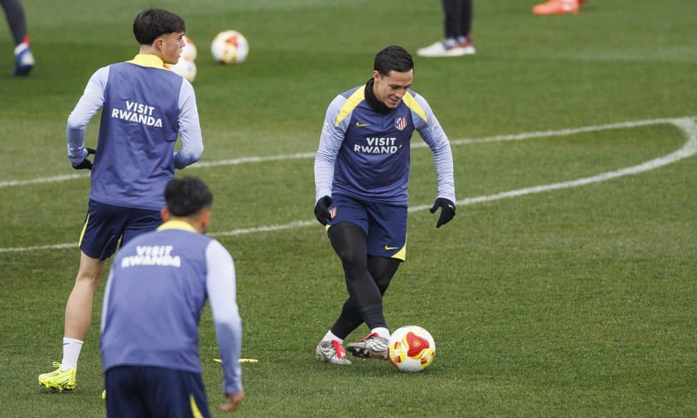 Raspadori, durante el entrenamiento de este martes. EFE/Rodrigo Jiménez