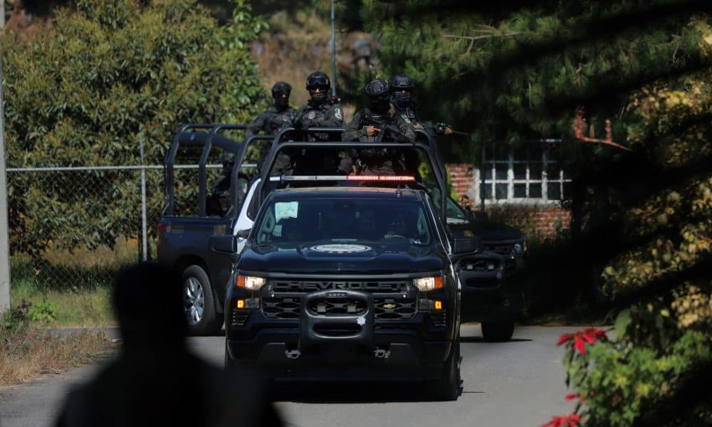 Autoridades de seguridad de México detuvieron a nueve personas, aseguraron vehículos y armamento en distintos municipios del estado de Michoacán (oeste). Imagen de archivo. EFE/Iván Villanueva