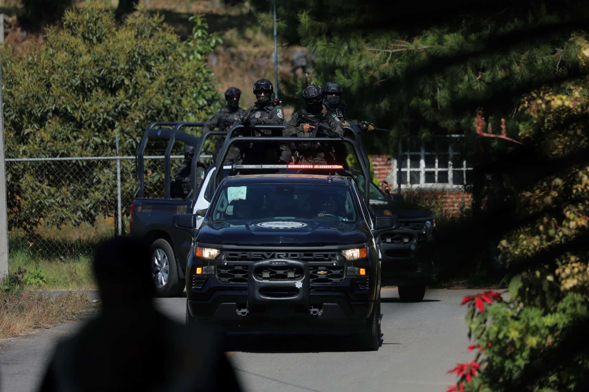 Autoridades de seguridad de México detuvieron a nueve personas, aseguraron vehículos y armamento en distintos municipios del estado de Michoacán (oeste). Imagen de archivo. EFE/Iván Villanueva