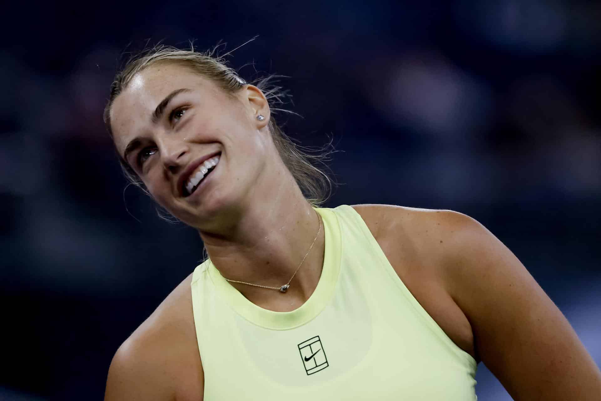 La bielorrusa Aryna Sabalenka, en un momento de su partido de exhibición contra la japonesa Naomi Osaka, el pasado 6 de diciembre en Atlanta (Georgia, EE.UU). EFE/EPA/ERIK S. LESSER