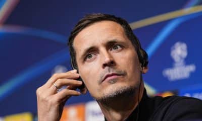 El entrenador del Eintracht Fráncfort, Dino Toppmöller durante la rueda de prensa de este lunes en el auditori 1899 del Spotify Camp Nou, en la víspera del partido de la Liga de Campeones de fútbol ante el Barcelona. EFE/Alejandro García