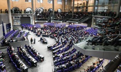 Vista general de la 48ª sesión del parlamento alemán, el Bundestag, en Berlín, Alemania, 5 de diciembre de 2025, en la que se ha votado el proyecto de ley del gobierno para modernizar el servicio militar (Alemania) EFE/EPA/FILIP SINGER