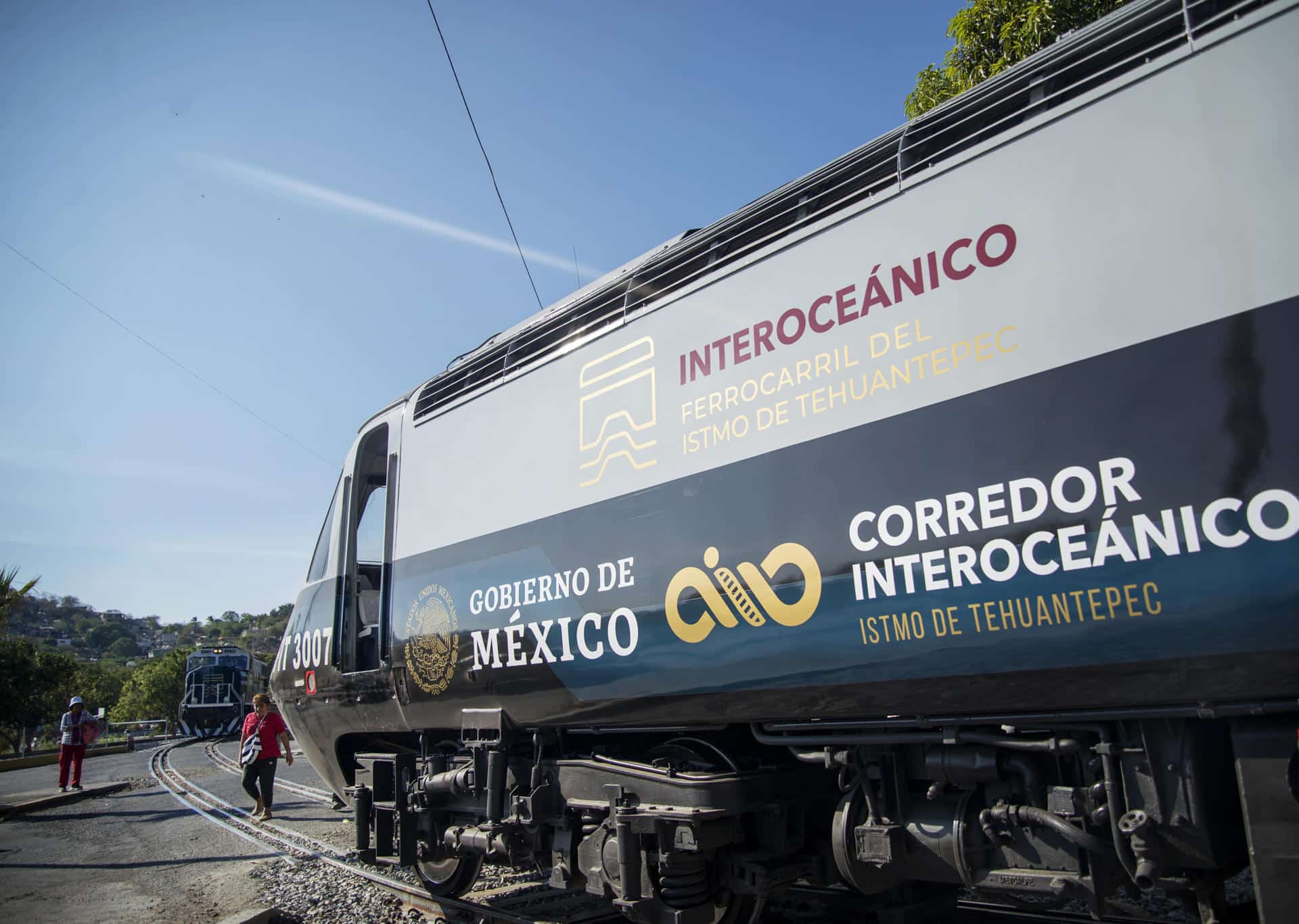 Aumentó a 20 el número de heridos que dejó el descarrilamiento del tren Transístmico, parte del Corredor Interoceánico del Istmo de Tehuantepec (CIIT), (sur de México), megaproyecto que conecta los océanos Atlántico y Pacífico mediante trenes, puertos y polos industriales, informó este domingo la Secretaría de Marina (Semar). Imagen de archivo. EFE/Luis Villalobos