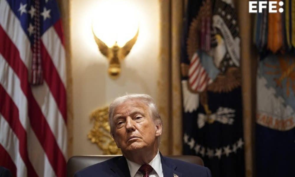 EFE/EPA/YURI GRIPAS / POOL