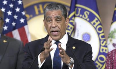 El líder del Caucus Hispano del Congreso (CHC) de Estados Unidos, Adriano Espaillat, habla durante una rueda de prensa en el Congreso en Washington (Estados Unidos). Imagen de archivo. EFE/Lenin Nolly