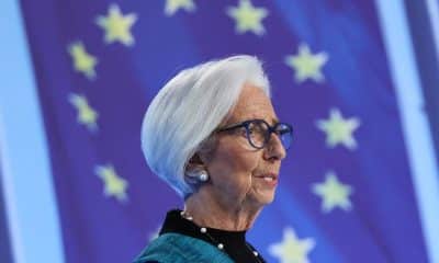La presidenta del Banco Central Europeo (BCE), Christine Lagarde, dijo este jueves que la entidad "está en un buen lugar" con los tipos de interés en el 2 %, pero precisó que esta posición no es estática, en una rueda de prensa en Fráncfort (Alemania), hoy 18 de diciembre de 2025. EFE/EPA/RONALD WITTEK