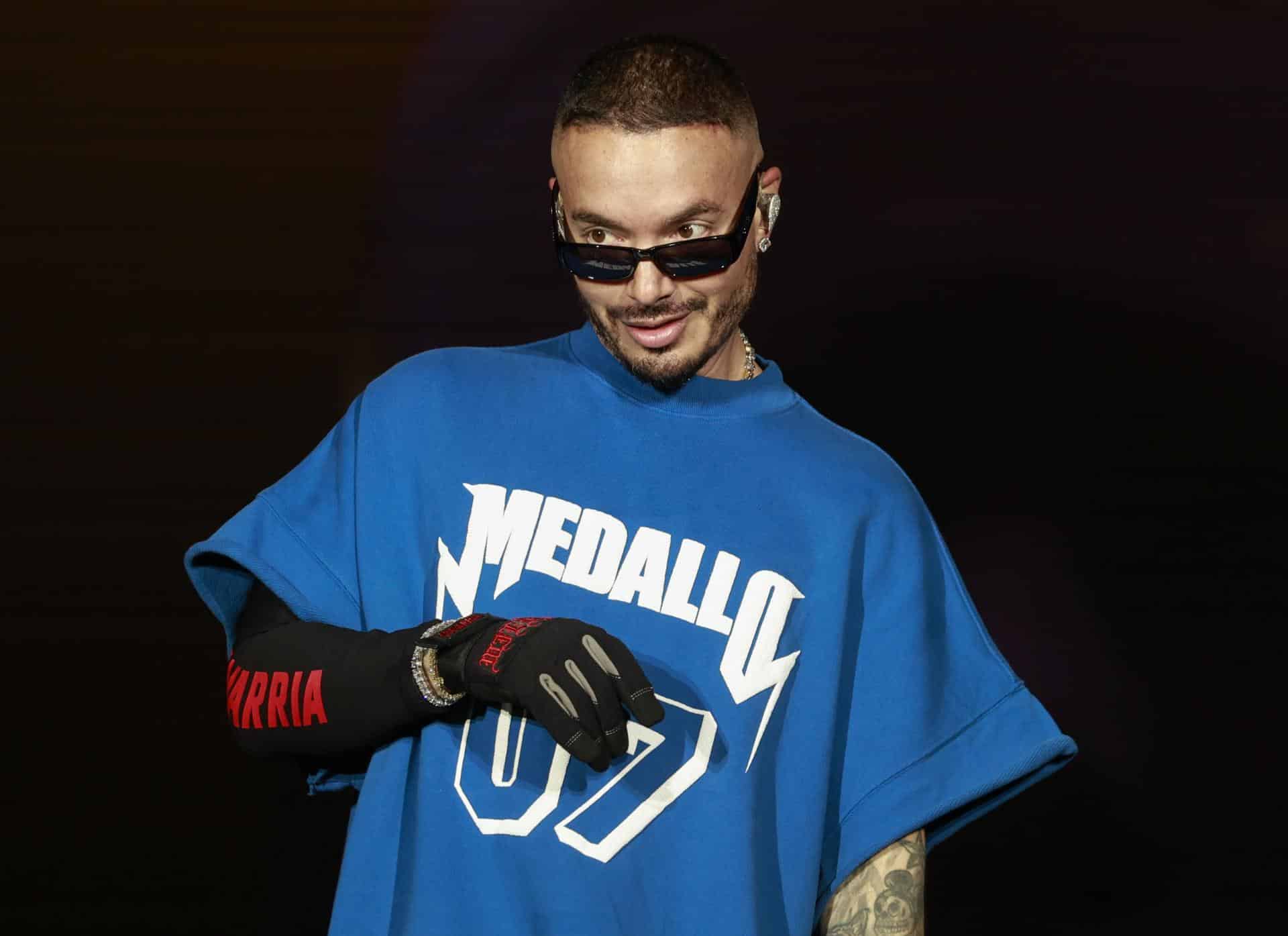 Fotografía de archivo donde aparece el cantante colombiano J Balvin. EFE/ Sebastião Moreira