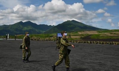 Archive - Gotemba (Japan), 23/05/2020.- Troops in the Japanese self-defense army attend the Japan Ground Self-Defense Forces' annual live fire exercise at the Higashi-Fuji firing range in Gotembazz, Shizuoka prefecture, Japan, 23 May 2020. (Japón) EFE/EPA/CHARLY TRIBALLEAU / POOL