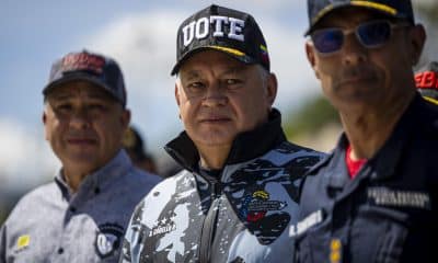 El ministro de Interior y Justicia de Venezuela, Diosdado Cabello (c), participa en una actividad organizada por el Ministerio de Interior, Justicia y Paz este 19 de diciembre de 2025, en Caracas (Venezuela). EFE/ Miguel Gutiérrez