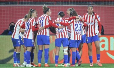 Las jugadoras del Atlético de Madrid, tras el 2-2 de la pasada semana ante el Bayern Múnich. EFE/Víctor Lerena