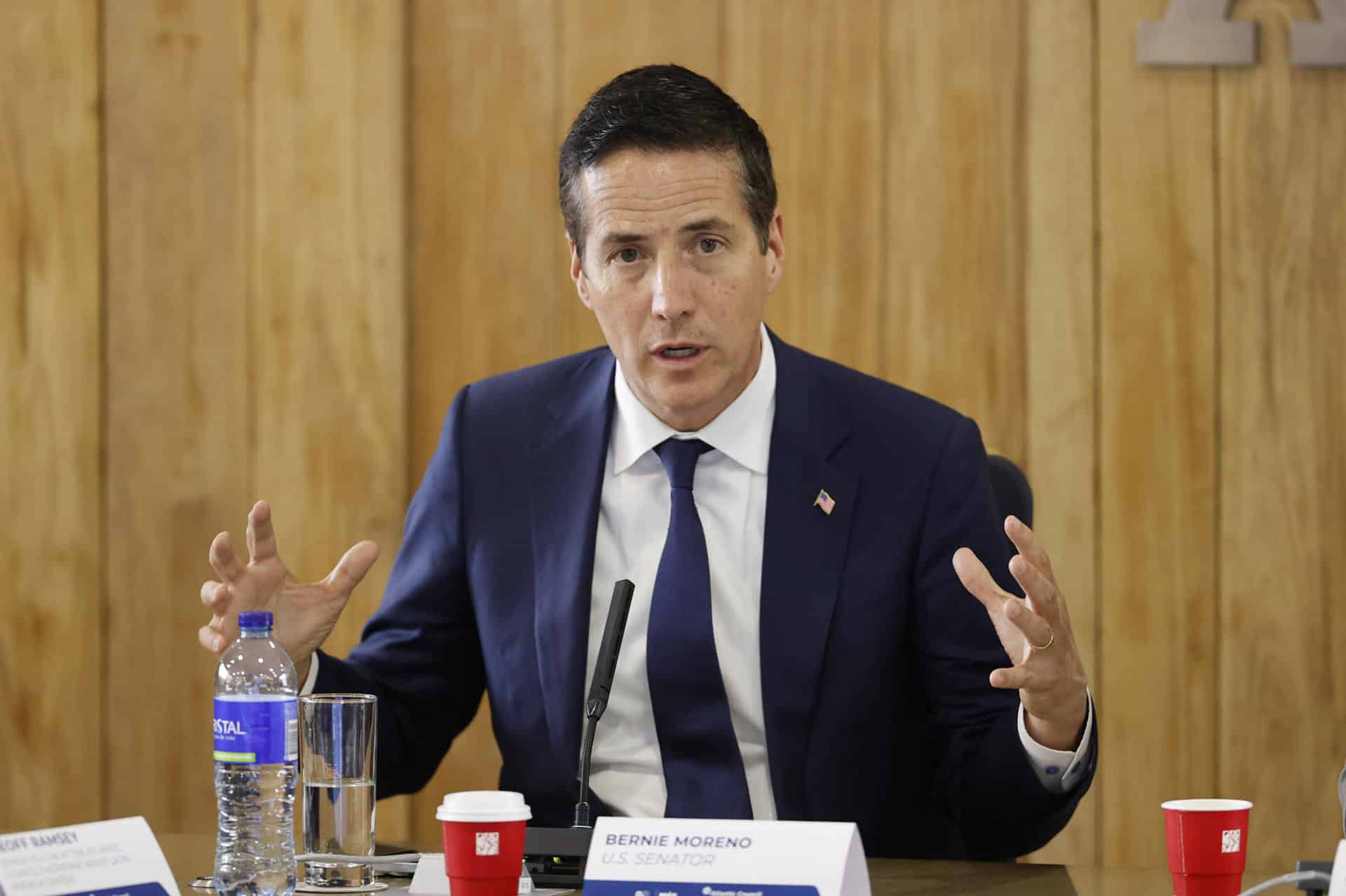 Fotografía de archivo donde aparece el senador estadounidense Bernie Moreno. EFE/ Mauricio Dueñas Castañeda