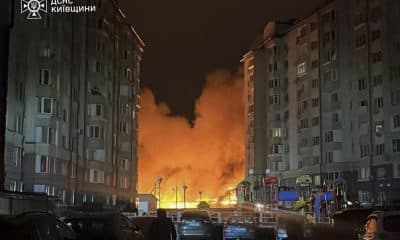 Leópolis (Ucrania), 8 dic (EFE).- Los ucranianos pasan hasta 16 horas al día sin electricidad como consecuencia de los constantes ataques a gran escala de Rusia contra el sistema energético, en medio de interrupciones en el suministro de calefacción y agua, y con reparaciones de emergencia que se esperan que lleven semanas. EFE/EPA/STATE EMERGENCY SERVICE HANDOUT HANDOUT HANDOUT EDITORIAL USE ONLY/NO SALES