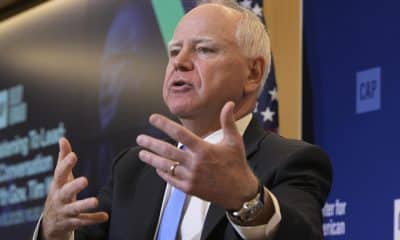 Fotografía de archivo donde aparece el gobernador de Minesota Tim Walz. EFE/Lenin Nolly