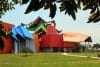 Vista general del primer museo mundial de biodiversidad, el primero también firmado en América Latina por el arquitecto canadiense Frank Gehry, inaugurado el martes 30 de septiembre de 2014, en Ciudad de Panamá (Panamá). EFE/Alejandro Bolívar

