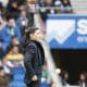 El entrenador del Villarreal, Marcelino García Toral, durante el partido de LaLiga EA Sports que este domingo enfrentó a la Real Sociedad y al Villarreal en San Sebastián. EFE/Javier Etxezarreta