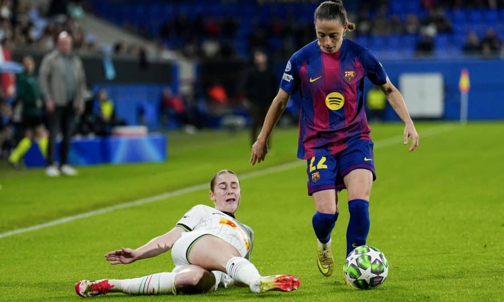 Fotografía de Alejandro García, en la que puede verse en una imagen de archivo del 12 de noviembre de 2025 a la defensa del Barça Ona Batlle, durante un partido. EFE