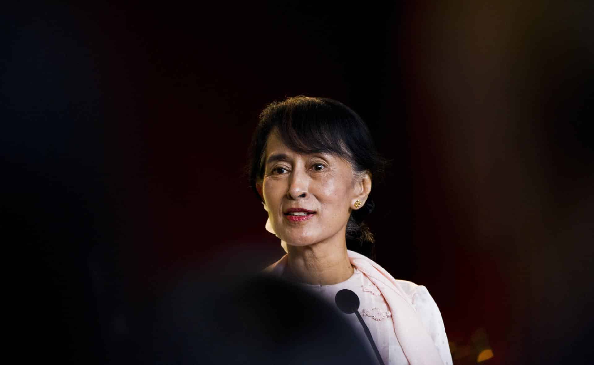 Fotografía de archivo, tomada el 15/06/2012 en Oslo, que muestra a Aung San Suu Kyi, premio nobel de la paz y líder política de Birmania (Myanmar). EFE/EPA/VEGARD GROETT NORWAY OUT *** Local Caption *** 50389265