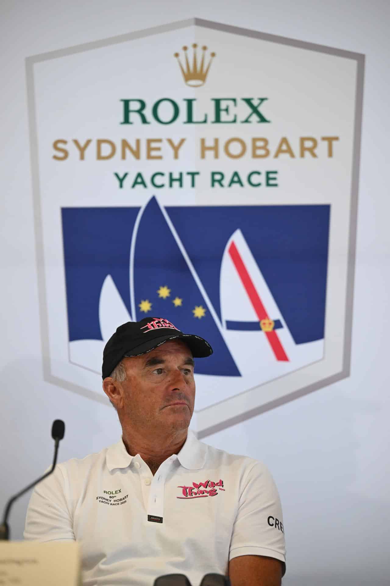 SYDNEY (Australia)- Grant Wharington, del Wild Thing 100, en la reunión informativa previa del martes a la salida de la regata Sydney-Hobart, en el Cruising Yacht Club of Australia, in Sydney, Australia, 24 December 2025. EFE/EPA/DEAN LEWINS AUSTRALIA AND NEW ZEALAND OUT