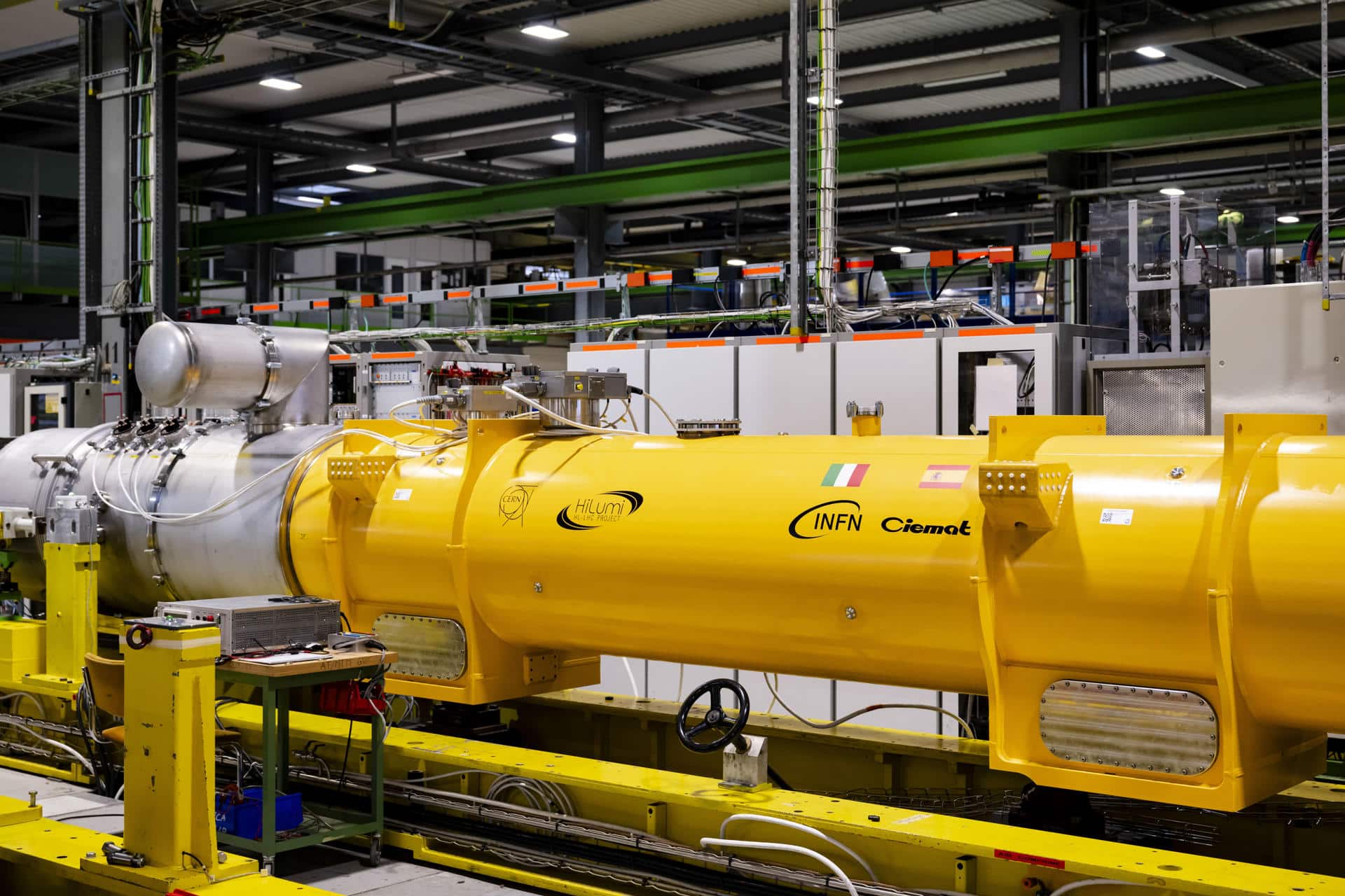 Vista de archivo de la instalación SM18 dentro del CERN (Organización Europea para la Investigación Nuclear), en Ginebra, Suiza. EFE/ Jean-christophe Bott