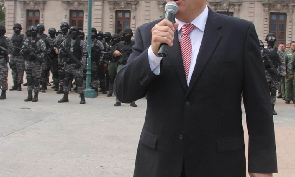 Fotografía de archivo del 4 de octubre de 2016 del exgobernador César Duarte. EFE/Jonathan Fernández