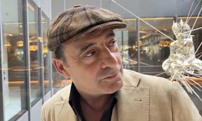 El músico español Zenet, que publica 'Las manos y la voz', en una entrevista con EFE. EFE/ Guillermo Cabellos