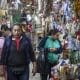 Personas observan productos esotéricos para rituales de fin de año este martes, en el Mercado de Sonora, en Ciudad de México (México). EFE/ Isaac Esquivel