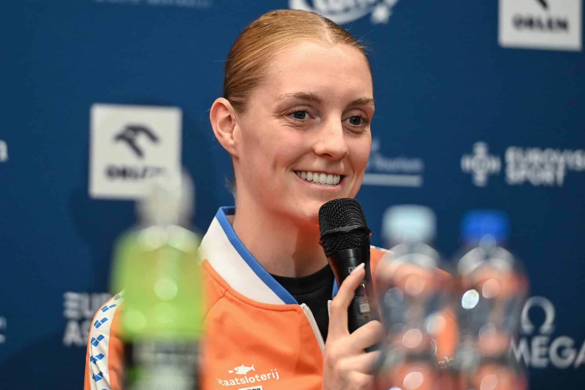 La nadadora neerlandesa Marrit Steenbergen, durante una conferencia de prensa ofrecida el pasado 1 de diciembre. EFE/ WOJTEK JARGILO *POLAND OUT*