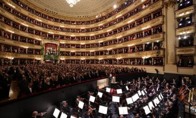 La feroz y pasional 'Lady Macbeth de Mtsensk’ por la que Dmitri Shostakóvich padeció la censura soviética hace casi un siglo, se ha cobrado esta noche de domingo su venganza, recogiendo el aplauso de La Scala de Milán en la inauguración de su temporada lírica. EFE/Teatro La Scala