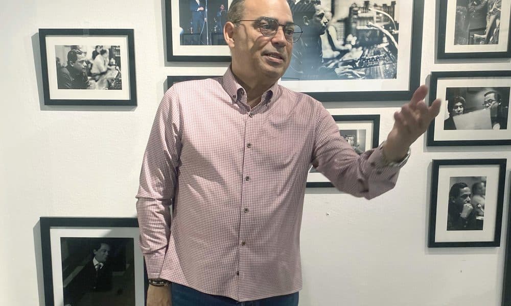 El salsero puertorriqueño Gilberto Santa Rosa, habla durante una entrevista con EFE. Imgen de archivo. EFE/ Esther Alaejos