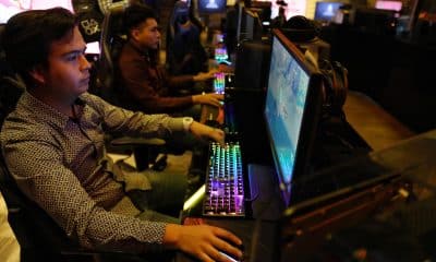 El Gobierno de México publicó este miércoles el decreto, firmado por la presidenta, Claudia Sheinbaum, que otorga un estímulo fiscal del 100 % al impuesto especial sobre producción y servicios (IEPS) que se aplicará a partir de 2026 a la venta y distribución de videojuegos con contenido violento, extremo o para adultos. EFE/Sáshenka Gutiérrez