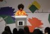 La escritora y activista nigeriana Chimamanda Ngozi Adichie habla durante un conversatorio en la 39 edición de la Feria Internacional del Libro de Guadalajara (FIL) este sábado, en Jalisco (México). EFE/Francisco Guasco