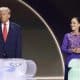 El presidente de Estados Unidos, Donald Trump (i), y la presidenta de México, Claudia Sheinbaum, asisten al sorteo del Mundial de Fútbol FIFA 2026 este 5 de diciembre de 2025, en el Kennedy Center de Washington (Estados Unidos). EFE/ Octavio Guzmán