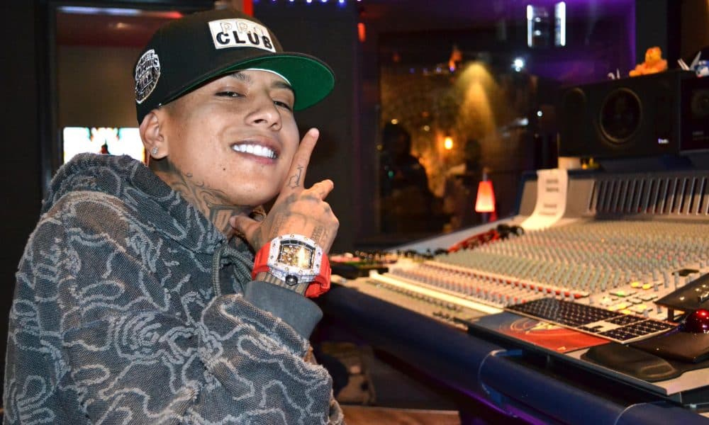 Fotografía del 14 del Diciembre de 2025 que muestra al artista 'freestyler' mexicano Osiel Armando Vázquez, conocido como 'Tornillo', posando durante una entrevista con EFE, en Miami (EE.UU.). EFE/ Antoni Belchi