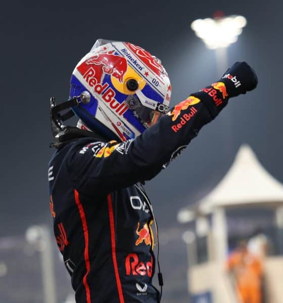 ABU DHABI, 06/12/2025.- El cuádruple campeón mundial neerlandés Max Verstappen (Red Bull), que buscará este domingo, desde la 'pole', el milagro deportivo de anotarse, por quinta vez seguida, el Mundial de Fórmula Uno, en el Gran Premio de Abu Dabi, el último del año. EFE/EPA/ALI HAIDER