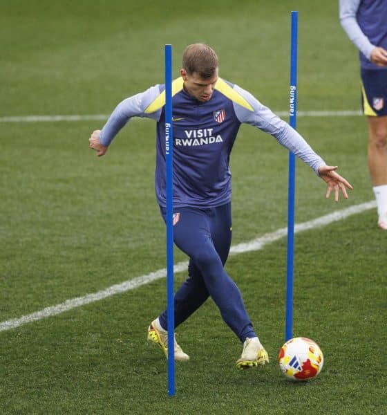 El delantero noruego Alexander Sorloth durante un entrenamiento del Atletico de Madrid en la Ciudad deportiva de Majadahonda. EFE/Rodrigo Jiménez