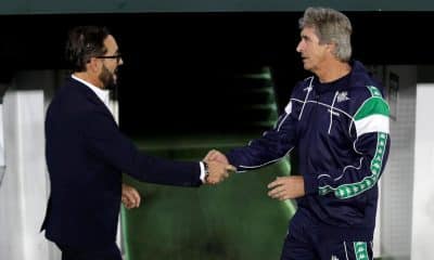 Foto de archivo de los entrenadores del Real Betis, Manuel Pellegrini (d), y del Getafe, José Bordalás. EFE/Julio Muñoz