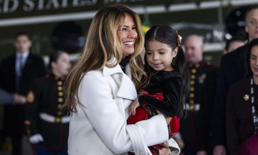 Foto de archivo de la primera dama de EE.UU., Melania Trump. EFE/JIM LO SCALZO