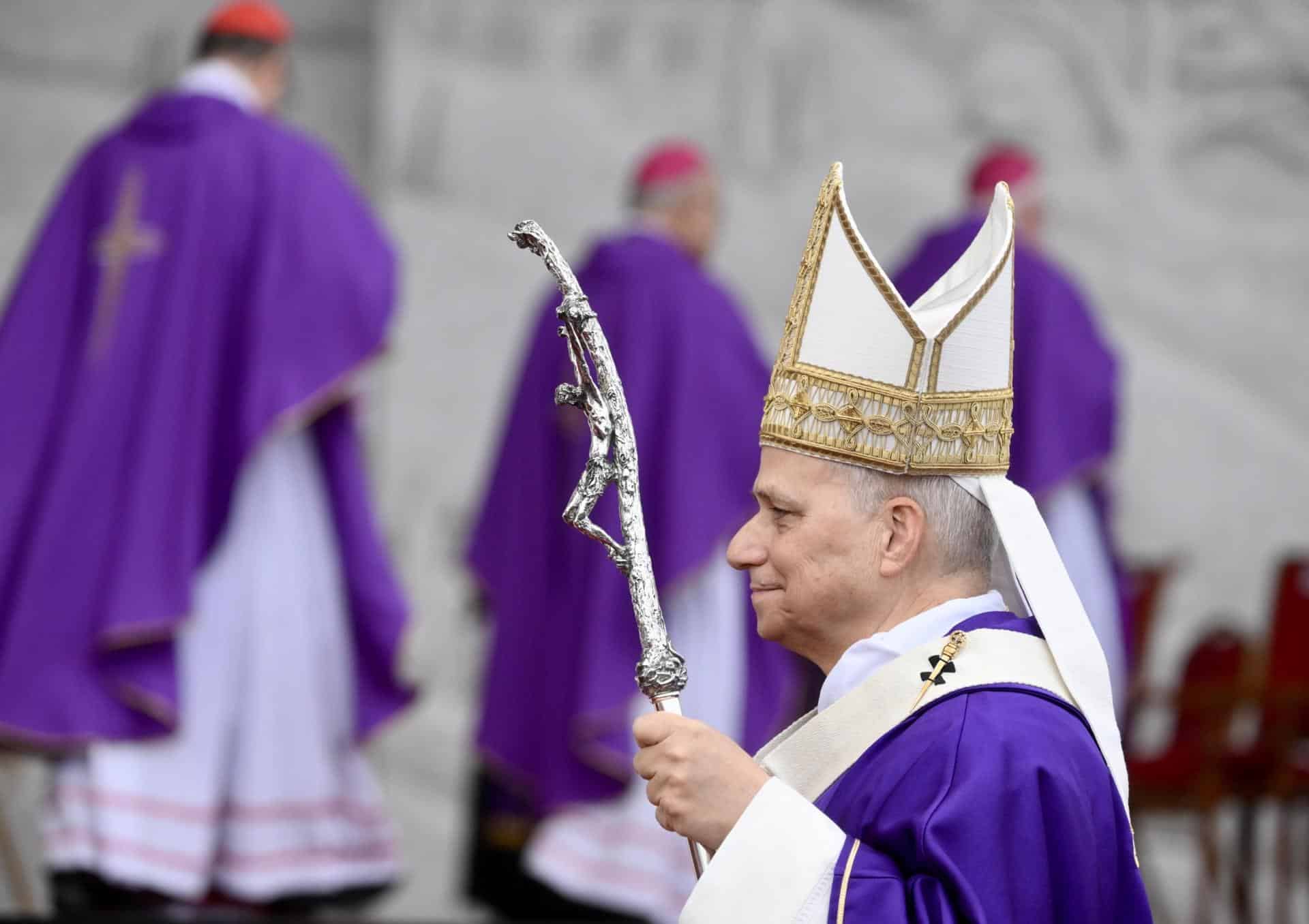 El Papa León XIV durante una misa en el 'Beirut Waterfront', en Beirut, Líbano, 02 de diciembre de 2025. 
EFE/EPA/ALESSANDRO DI MEO