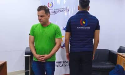 Fotografía cedida por la Dirección Nacional de Migraciones de Paraguay que muestra la detención del exdirector de la Policía de Carreteras de Brasil Silvinei Vasques este viernes, en Luque (Paraguay). EFE/ Dirección Nacional de Migraciones de Paraguay