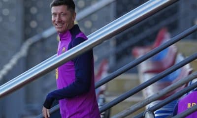 Fotografía de archivo del jugador del FC Barcelona Robert Lewandowski durante un entrenamiento. EFE/Alejandro García