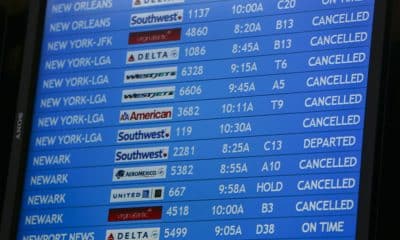 Máquinas quitan nieve de la ciudad de Nueva York. Imagen de archivo. EFE/Peter Foley