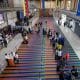 Personas esperan para abordar en el Aeropuerto Internacional Simón Bolívar esta semana, en Maiquetia (Venezuela). EFE/ Ronald Peña R