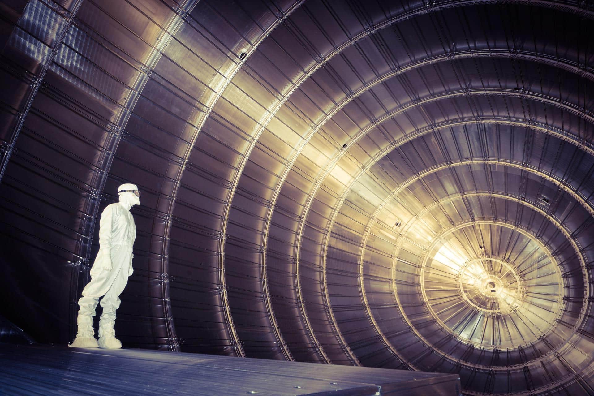 Vista interior del experimento KATRIN, la balanza de neutrinos más precisa del mundo. Crédito: Michael Zacher/KIT, KATRIN collaboration/SOLO USO EDITORIAL