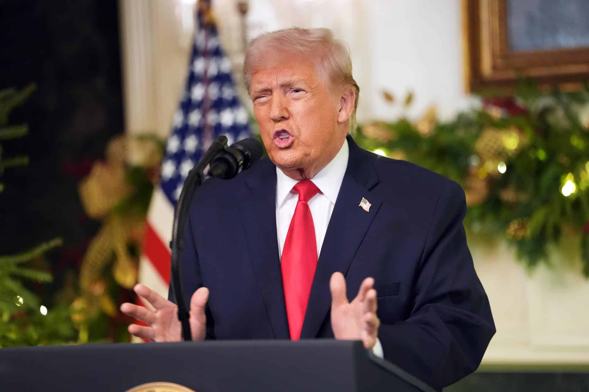 El presidente de Estados Unidos, Donald Trump, habla en una rueda de prensa este miércoles, en Washington (Estados Unidos). EFE/Doug Mills / POOL